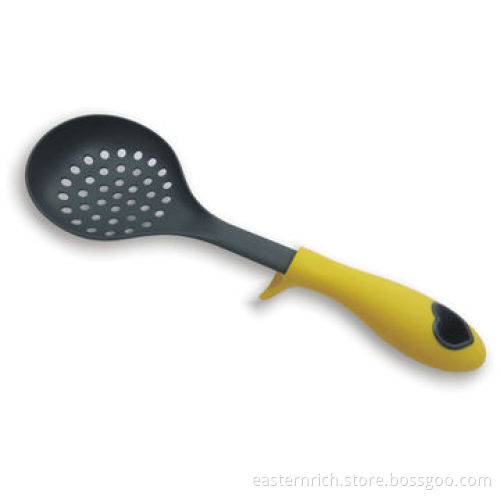 New design nylon pizza slotted turner with TPR handle